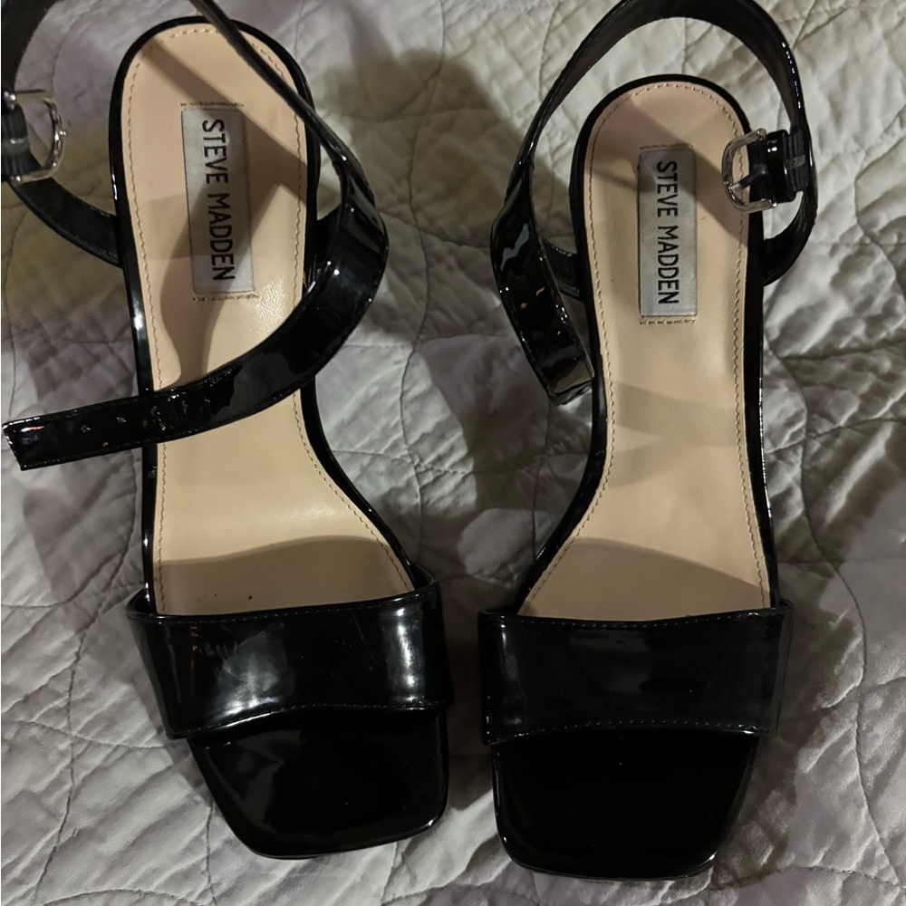 Steve Madden Glossy Black Heels